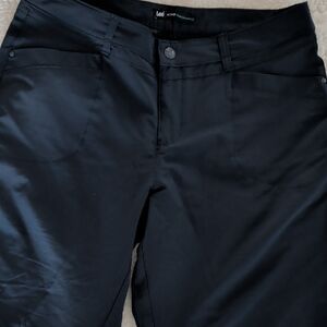 🔥2/$13 Sale🔥 Lee Women's Dark Blue Sleek Shorts